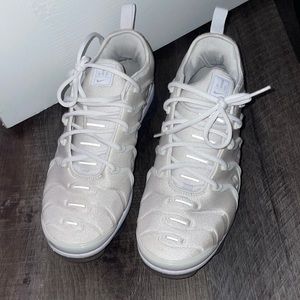 Nike vapormax size 9.5